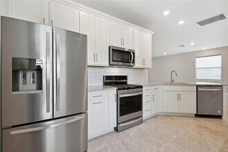 14401 Eagle Branch Dr in Nokomis, FL - Building Photo - Building Photo