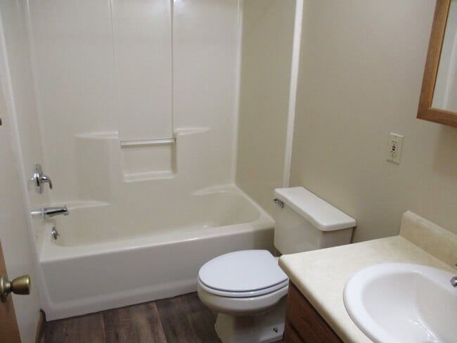 property at 707 W Main St