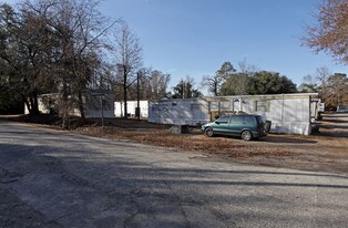 1135 Berkeley St in Charleston, SC - Building Photo