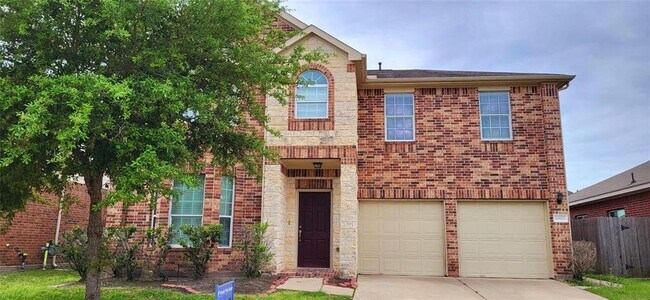 property at 19915 Kinsington Briar Ln