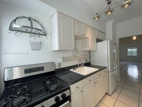1455 Michigan Ave in Miami Beach, FL - Building Photo - Building Photo
