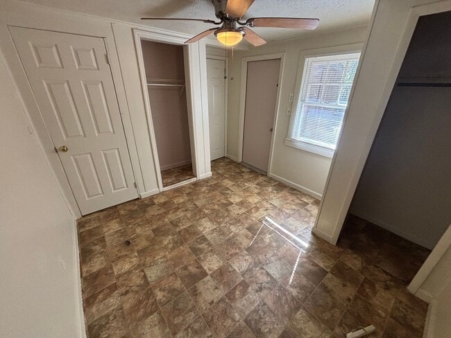 119 Hannon Mill Rd in Tallahassee, FL - Building Photo - Building Photo