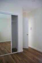 1316 N Hollywood Way, Unit B in Burbank, CA - Foto de edificio - Building Photo