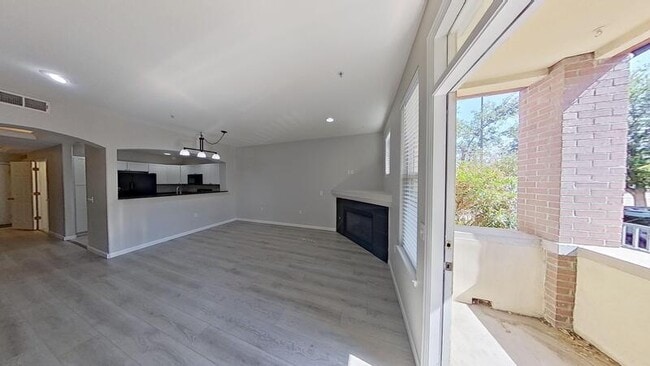 property at 1747 N Pearl St