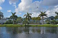 Waterview Apartments photo'