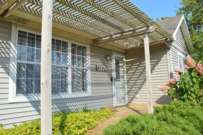 5270 Summer Ridge Dr