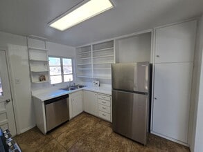 825 Monroe St NE in Albuquerque, NM - Building Photo - Building Photo