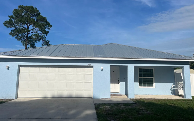 2426-2413 13th Ave SW in Vero Beach, FL - Building Photo - Building Photo