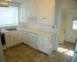 1953 Curtiss St in Downers Grove, IL - Building Photo - Building Photo