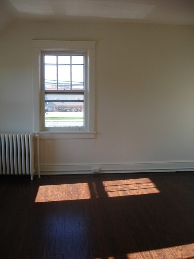 property at 1405 Oregon Pike