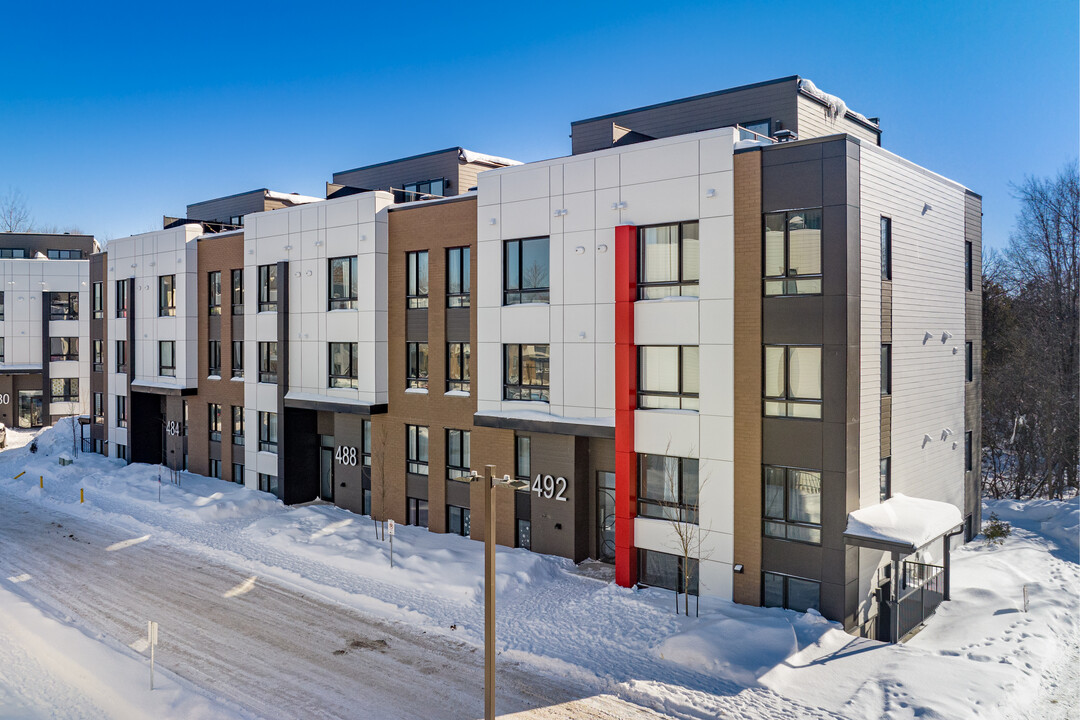 484-492 De L'amerique-Francaise Boul in Gatineau, QC - Building Photo