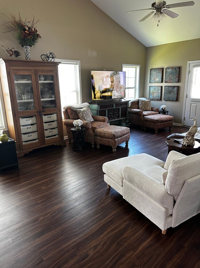 122 Heyward Dr in Dothan, AL - Building Photo - Building Photo