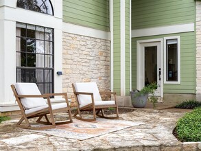 5727 Abilene Trl in Austin, TX - Building Photo - Building Photo