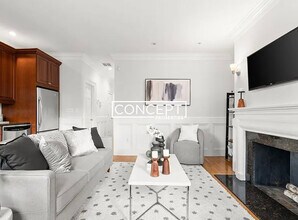 248 Beacon St in Boston, MA - Building Photo - Building Photo