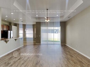 37023 Highland Bluff Cir in Dade City, FL - Building Photo - Building Photo