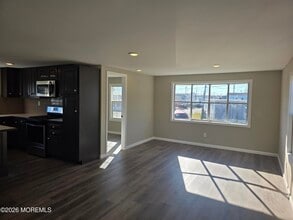 469 S Green St in Tuckerton, NJ - Building Photo - Building Photo