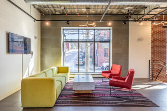 Norden Lofts in White Plains, NY - Foto de edificio - Lobby