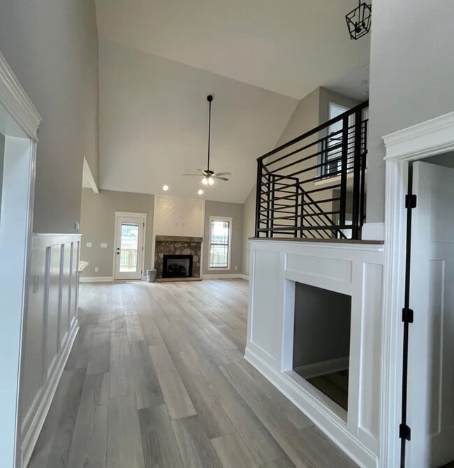 446 Spiderwort Dr in Clarksville, TN - Building Photo - Building Photo