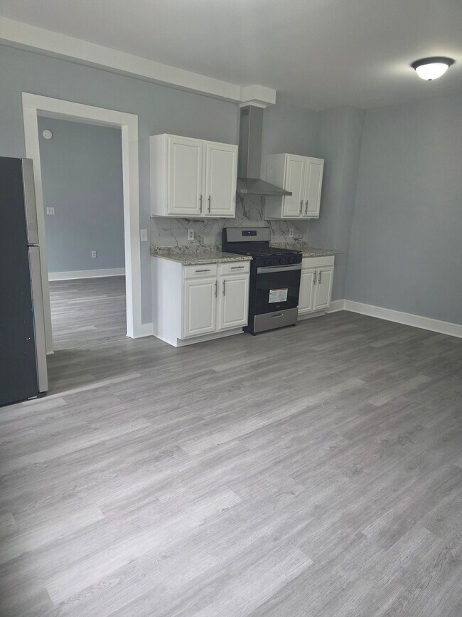 70 Bassett St, Unit 1F in New Haven, CT - Building Photo - Building Photo