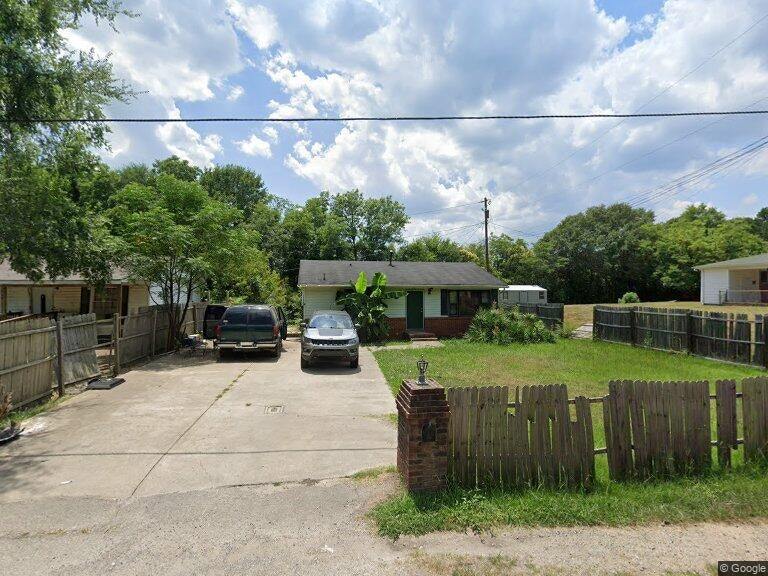 336 Old Camden Rd in Lancaster, SC - Foto de edificio