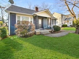 2807 Vaulx Ln in Nashville, TN - Building Photo