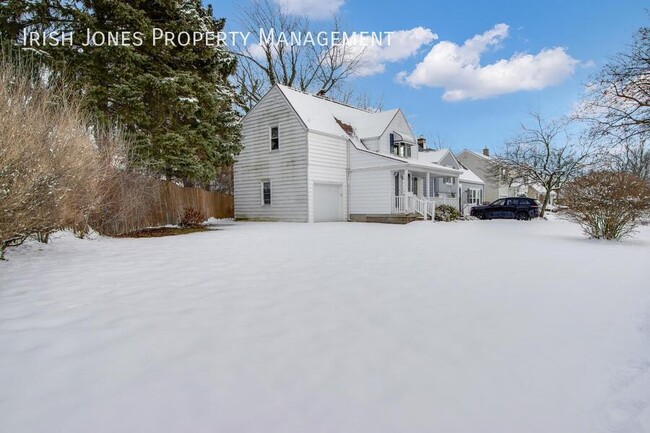 301 Fayette Ave in Buffalo, NY - Building Photo - Building Photo