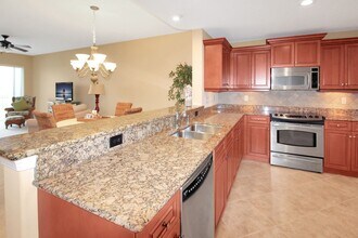 157 Tampa Ave E in Venice, FL - Building Photo - Building Photo