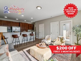 5744 Cherry Ln in Nampa, ID - Building Photo