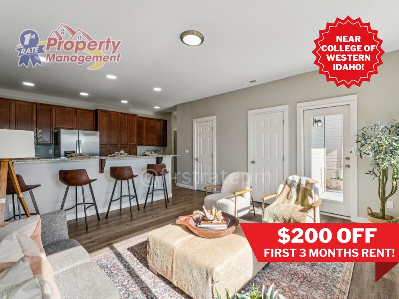 5744 Cherry Ln in Nampa, ID - Building Photo