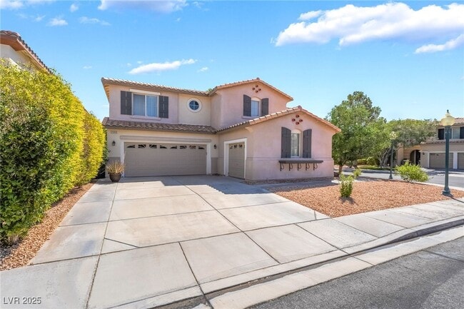 property at 2949 Genova Ct