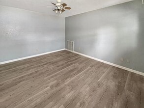 1517 N Breckon Dr in Hobbs, NM - Building Photo - Building Photo