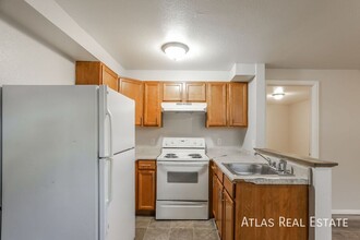 1865 W Mosier Pl-Unit -B in Denver, CO - Foto de edificio - Building Photo