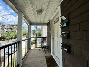 44 Clarendon Ave, Unit #2 in Somerville, MA - Building Photo - Building Photo