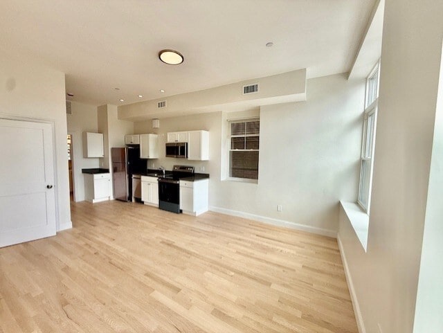 204 Hanover St in Boston, MA - Building Photo - Building Photo