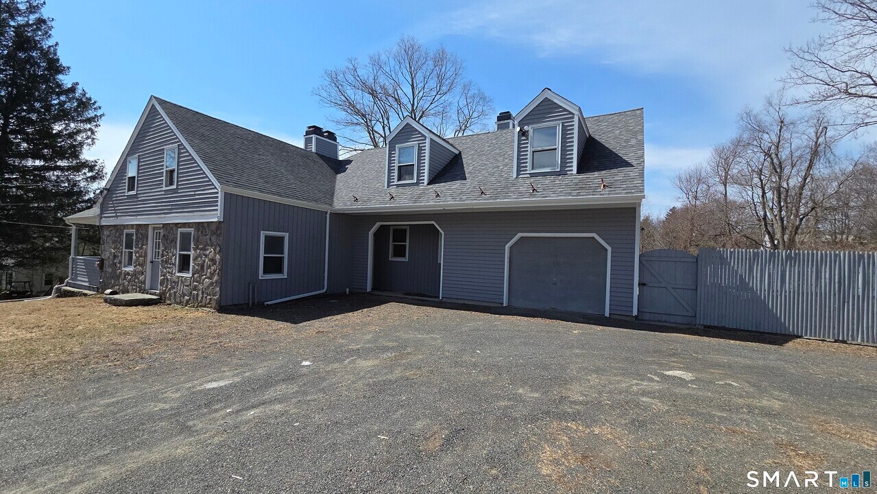 5 Morris Rd in Prospect, CT - Building Photo