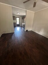 2325 Manor Ave in Pittsburgh, PA - Building Photo - Building Photo