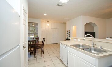 191 N Burberry Park Cir in Spring, TX - Building Photo - Building Photo