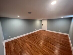 33 Hancock St, Unit 1 in Somerville, MA - Building Photo - Building Photo