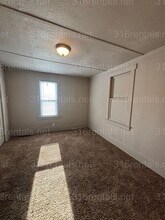 111 Poplar St in El Dorado, KS - Foto de edificio - Building Photo