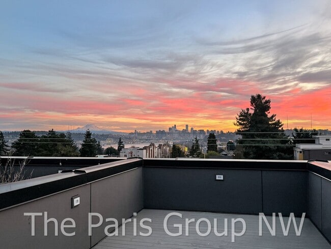 property at 806F N 46th St