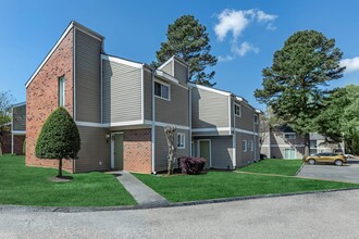 The Hermitage in Jackson, TN - Foto de edificio - Building Photo