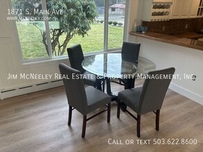 1871 S Main Ave in Warrenton, OR - Building Photo - Building Photo