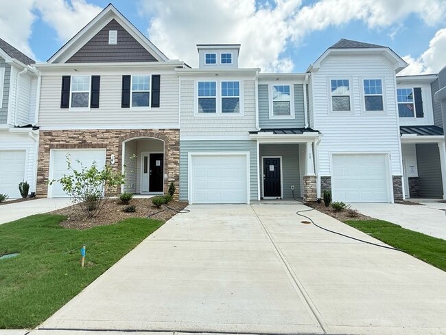 property at 19 Hyacinth Ln