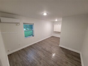 551 Avenida Del Sur in Clewiston, FL - Building Photo - Building Photo