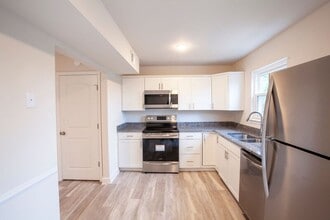 1000 Monticello Rd in Charlottesville, VA - Building Photo - Building Photo