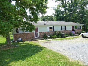 The Village at Tweetsie Trail in Johnson City, TN - Building Photo - Building Photo