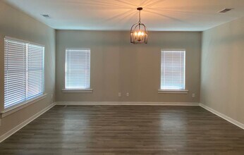 15650 Capstone Blvd in Brookwood, AL - Building Photo - Building Photo