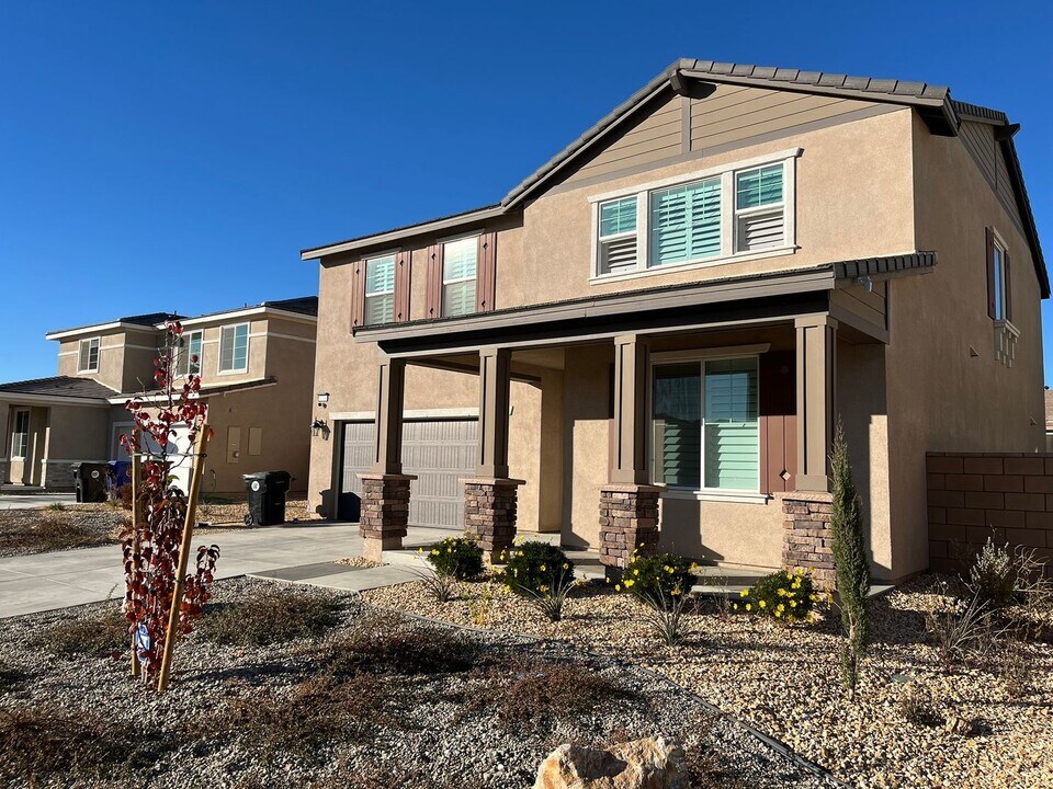 11744 Ballina St in Victorville, CA - Building Photo