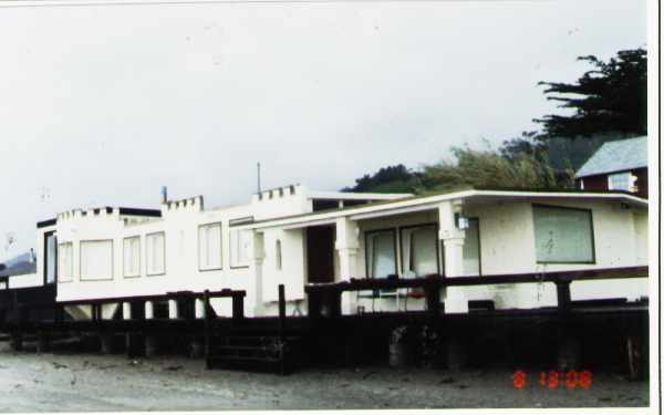 Sand Castle in Stinson Beach, CA - Building Photo