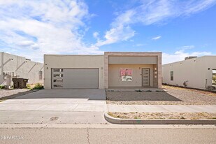 14724 Mountain Breeze Ave in Horizon City, TX - Building Photo